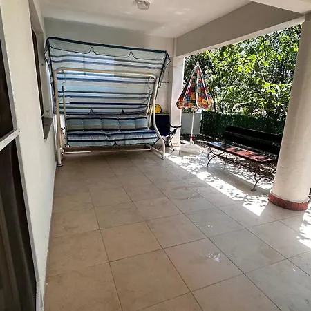 Appartement Gueneyli Spacious Flat *