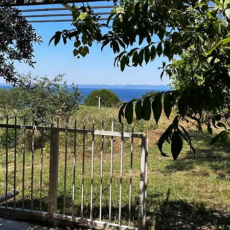 Gueneyli Spacious Flat * غيليبولو