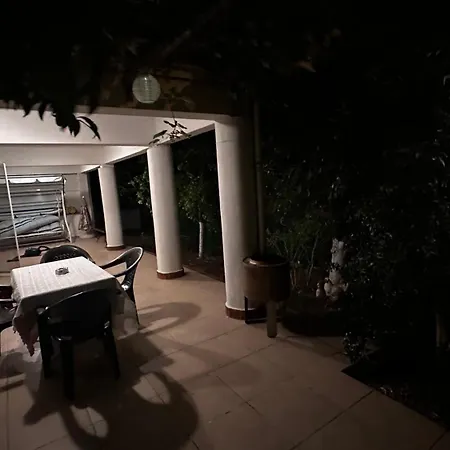 アパート Gueneyli Spacious Flat